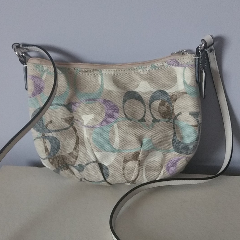 Coach Small Crossbody  EUC - FIRM PRICE